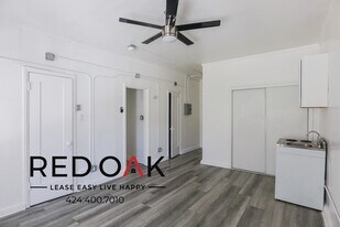 854 S Oxford Ave, Unit 109 in Los Angeles, CA - Building Photo
