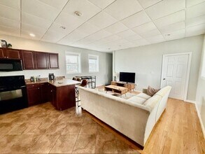 103 Porter St in Boston, MA - Building Photo - Building Photo