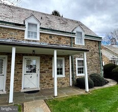 3700 Albidale Dr in Huntingdon Valley, PA - Building Photo - Building Photo