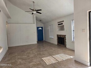 11757 Royal Terrace Ln in El Paso, TX - Building Photo - Building Photo