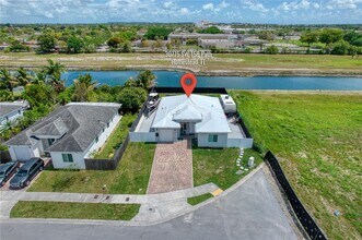 30775 SW 158 Path in Homestead, FL - Building Photo - Building Photo