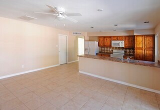 2417 S Newberry Rd in Tempe, AZ - Building Photo - Building Photo