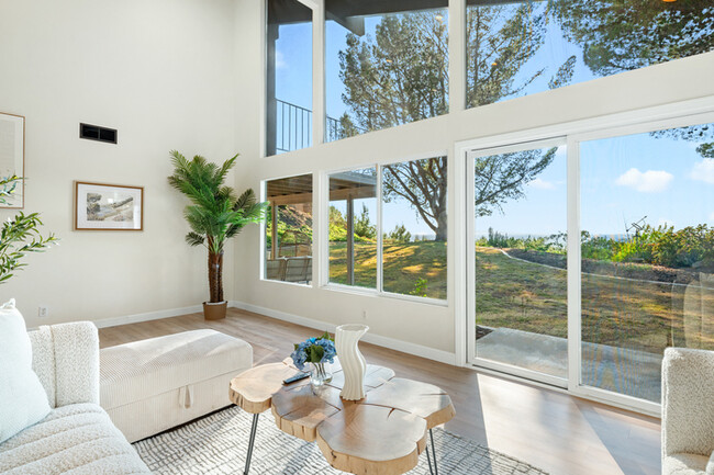 property at 10961 Limetree Dr