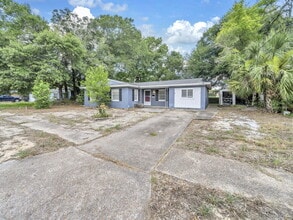 627 Ferretti Ave in Fort Walton Beach, FL - Building Photo - Building Photo