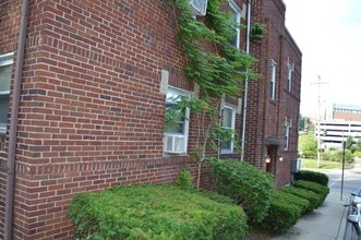 960 Ludlow Ave in Cincinnati, OH - Building Photo - Building Photo