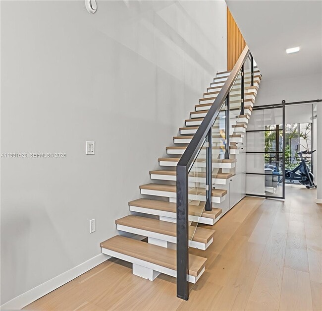 1055 99th St in Bay Harbor Islands, FL - Building Photo - Building Photo