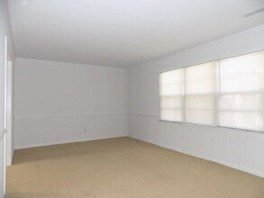 115 Wreck Shoal Dr in Newport News, VA - Building Photo - Building Photo