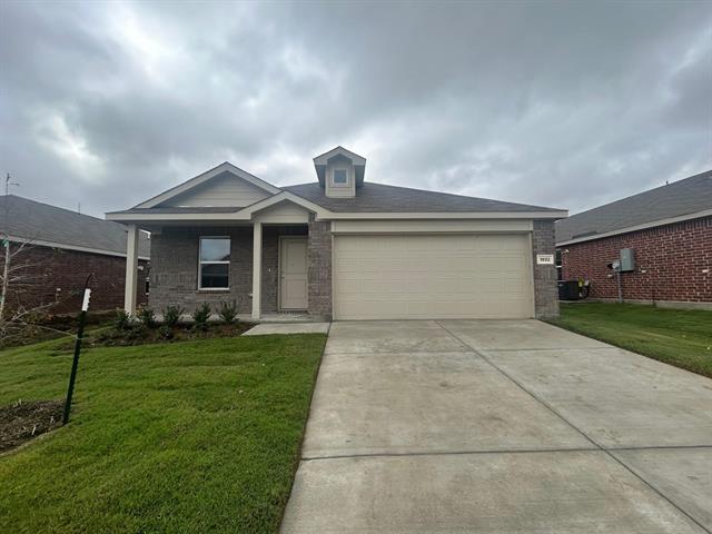 1932 Lotus St in Royse City, TX - Building Photo