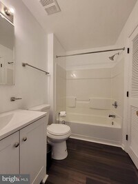 1135 N Stricker St photo'