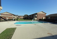 Country Club in Carrollton, TX - Foto de edificio - Building Photo