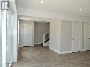 3933 Woodward Blvd in Windsor, ON - Building Photo - Building Photo