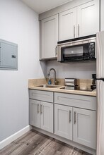 1827 Butler Ave in Los Angeles, CA - Building Photo - Building Photo