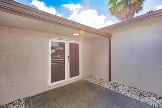 10760 NW 29th Manor in Sunrise, FL - Building Photo - Building Photo