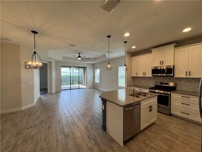 4550 Mystic Blue Wy in Ft. Myers, FL - Building Photo - Building Photo