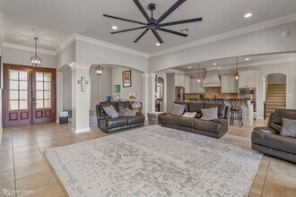 1047 Spanish Moss Cir in Bossier City, LA - Building Photo - Building Photo