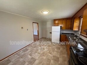 113 Pineview Rd in Spartanburg, SC - Building Photo - Building Photo