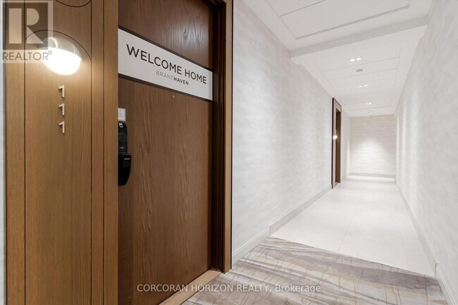 3240 William Coltson Ave in Oakville, ON - Building Photo - Building Photo