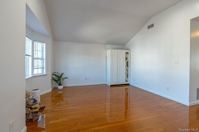 147-22 20th Ave in Queens, NY - Building Photo - Building Photo