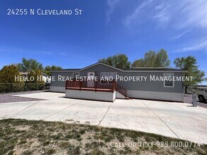 24255 N Cleveland St in Paulden, AZ - Building Photo - Building Photo