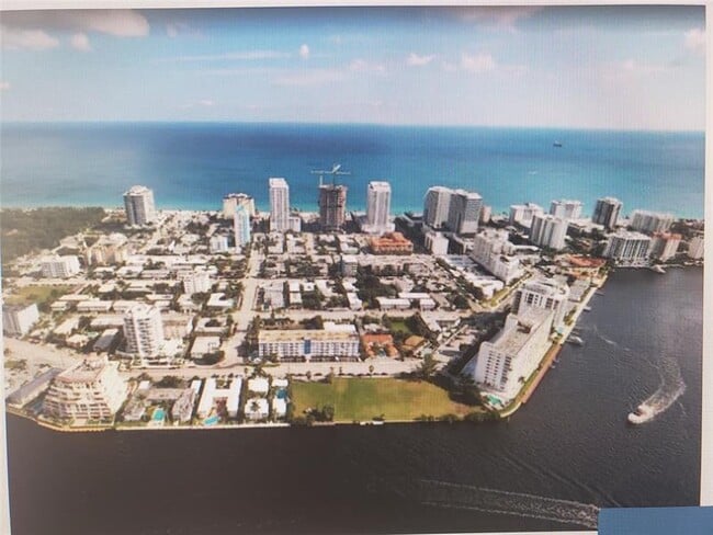 property at 550 Bayshore Dr