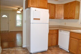 321 Kearney St in Manhattan, KS - Building Photo - Building Photo