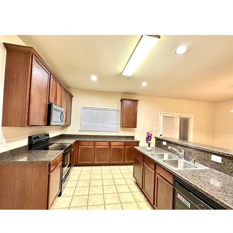 8649 Star Thistle Dr in Fort Worth, TX - Building Photo - Building Photo