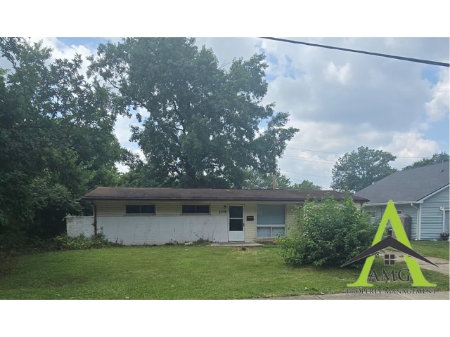 property at 104 S 17th Ave