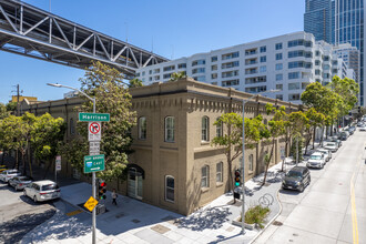 The Harbor Lofts in San Francisco, CA - Building Photo - Building Photo