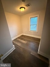 7911 Park Ave in Pennsauken, NJ - Building Photo - Building Photo