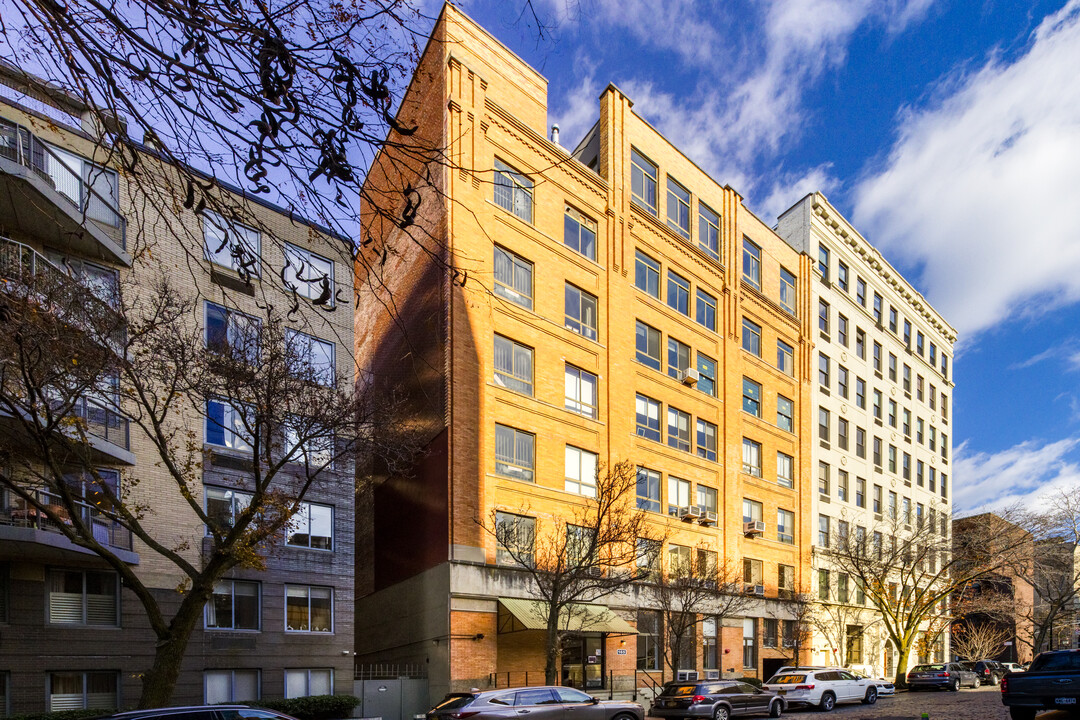 165 Perry St in New York, NY - Foto de edificio