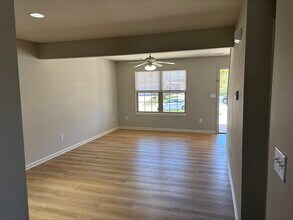 4012 Snowy Owl Dr in Columbia, MO - Building Photo - Building Photo