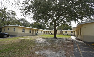 Hudson Place Apartments in Clearwater, FL - Building Photo - Building Photo