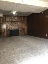 2387 Fairway Cir SW in Atlanta, GA - Building Photo - Building Photo