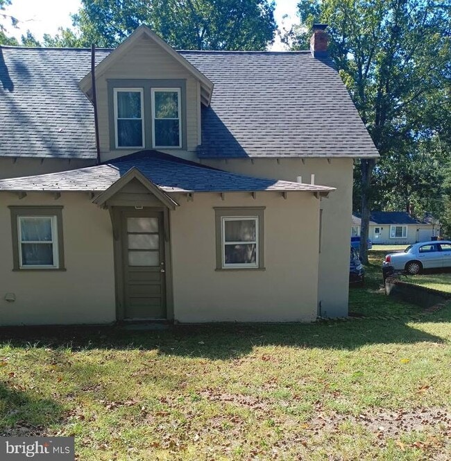 11 W Cloverdale Ave in Pine Hill, NJ - Building Photo - Building Photo