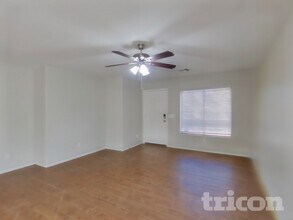 873 E Geona St in San Tan Valley, AZ - Foto de edificio - Building Photo