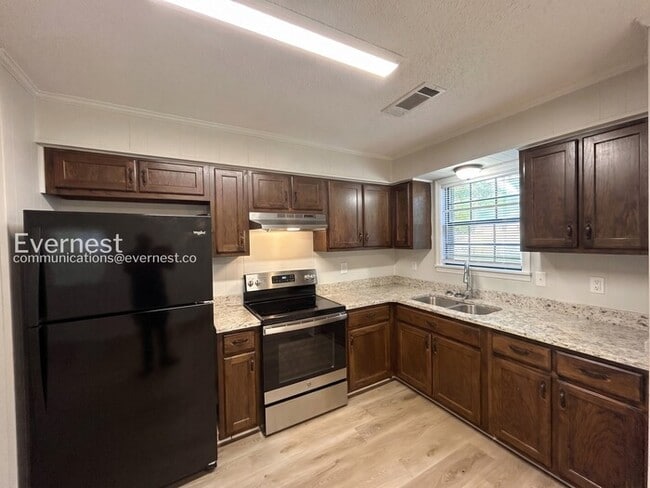 8328 Dottley Dr in Southaven, MS - Building Photo - Building Photo