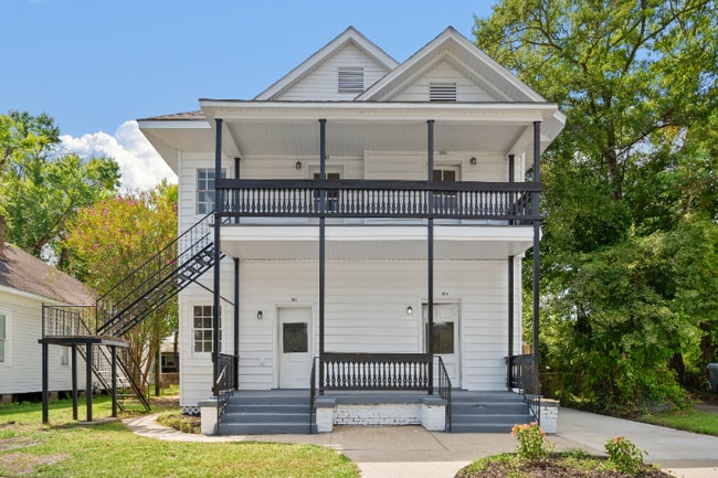 8 S Reed Ave