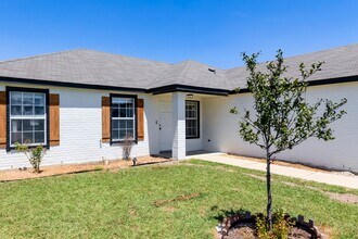 4501 Jake Spoon Dr in Killeen, TX - Building Photo - Building Photo