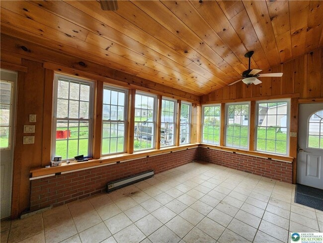 9062 Steinsville Rd in Kempton, PA - Building Photo - Building Photo