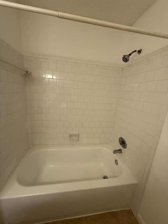 12121 Armenia Gables Cir in Tampa, FL - Building Photo - Building Photo