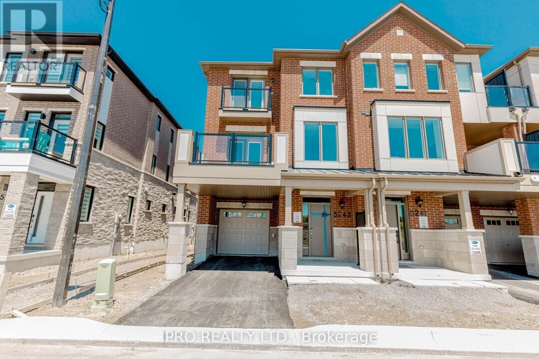 5243 Bench Ave in Mississauga, ON - Building Photo