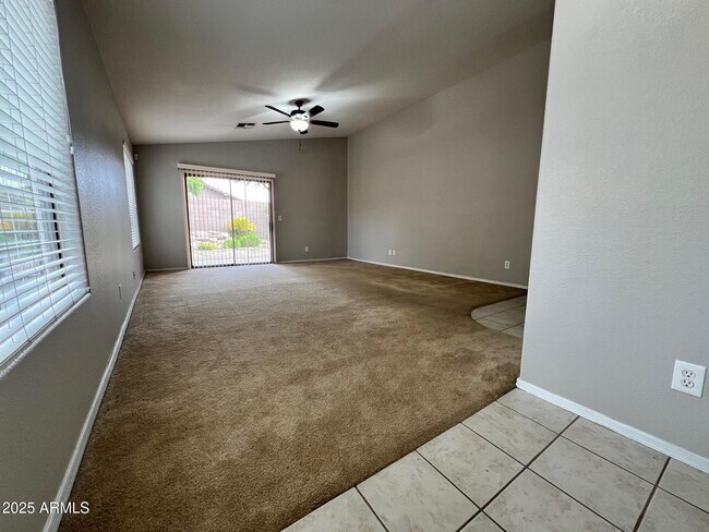 10419 N 58th Dr in Glendale, AZ - Building Photo - Building Photo