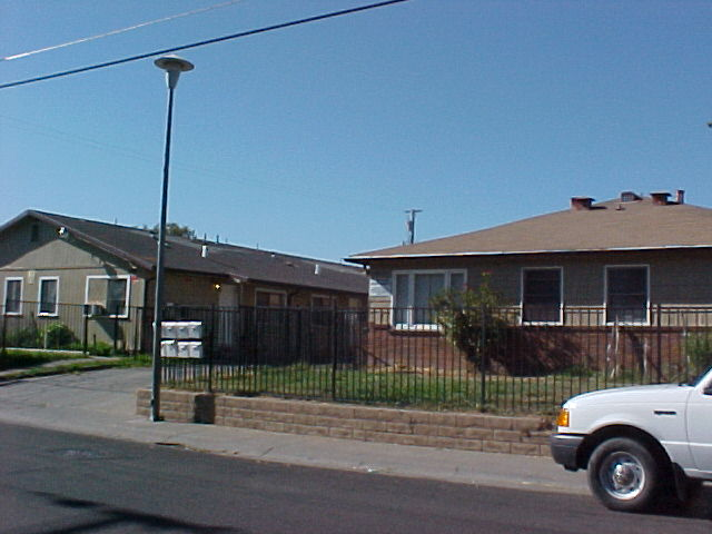 1509-1511 Nogales St in Sacramento, CA - Building Photo