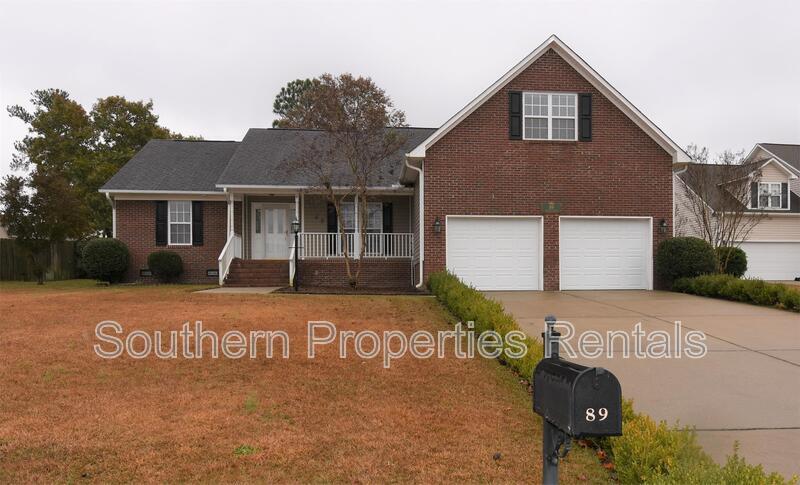 89 Person Ct in Spring Lake, NC - Building Photo