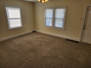 610 McKinley Ave in Des Moines, IA - Building Photo - Building Photo