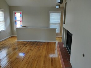 3158 Oak St in Kansas City, MO - Building Photo - Building Photo