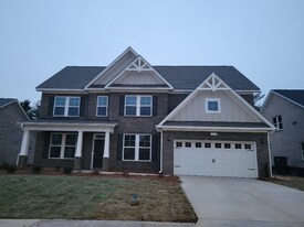 5529 Glad Acres Rd in Lewisville, NC - Building Photo