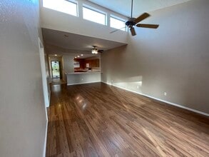 205 N 74th St, Unit 205 in Mesa, AZ - Foto de edificio - Building Photo