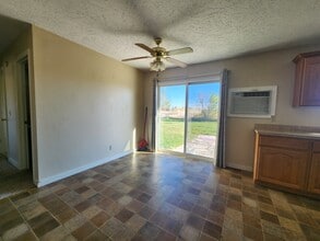 1710 Shamrock St in Rupert, ID - Building Photo - Building Photo