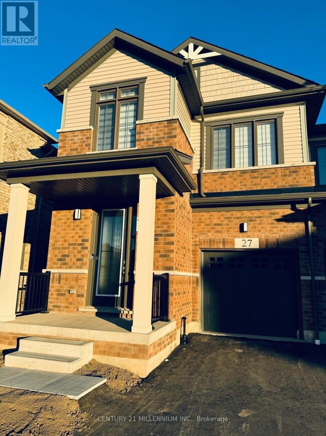 15-15 Blacklock St